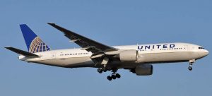 united_airlines_boeing_777-200_meulemans708