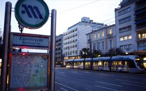 athina-suntagma-metro-tram