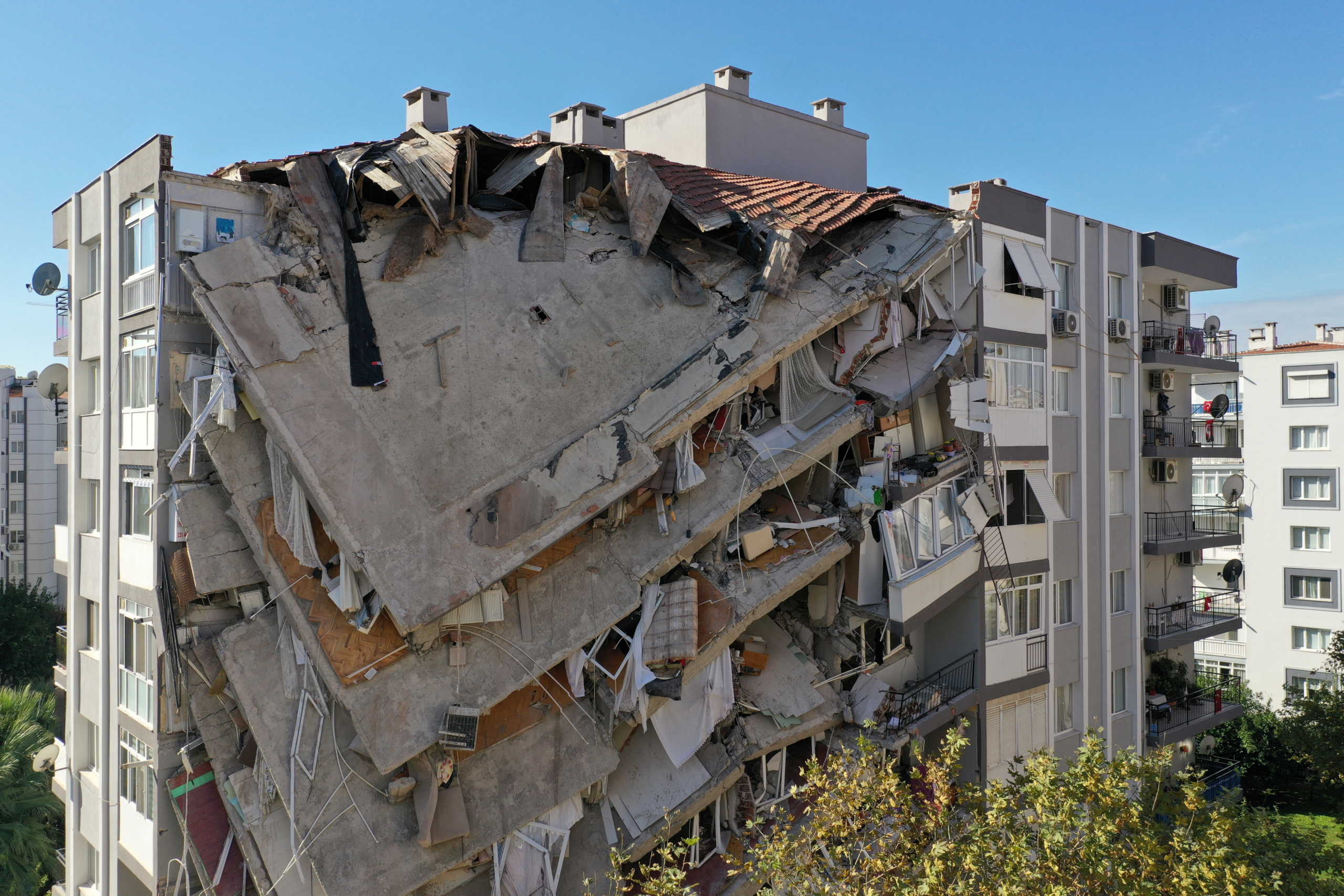 Σεισμός Αιγαίου: Στους 113 οι νεκροί, στους 898 οι ...