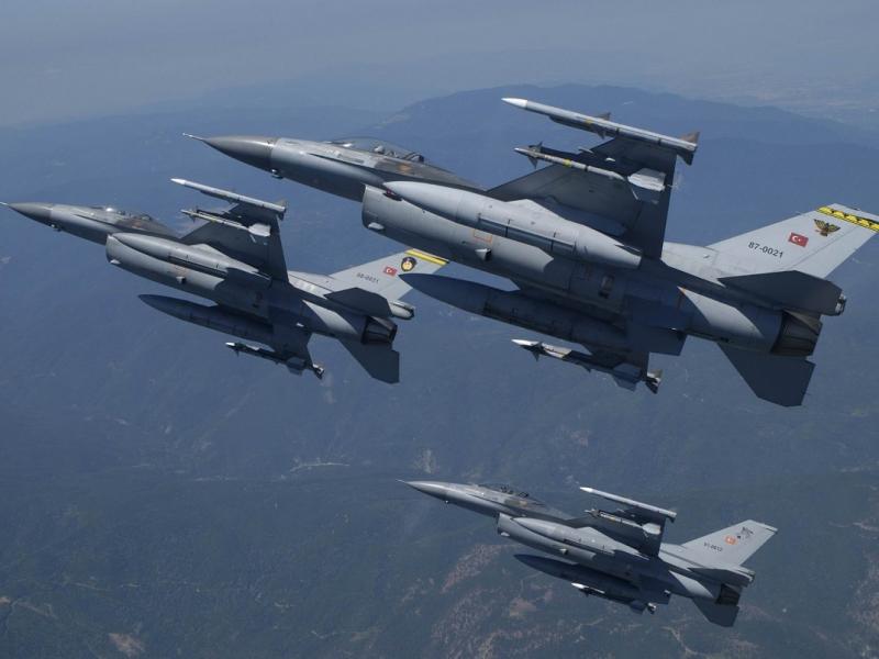 Τα νατοϊκά παιχνίδια της Τουρκίας στοχεύουν στα F-16 και F-35