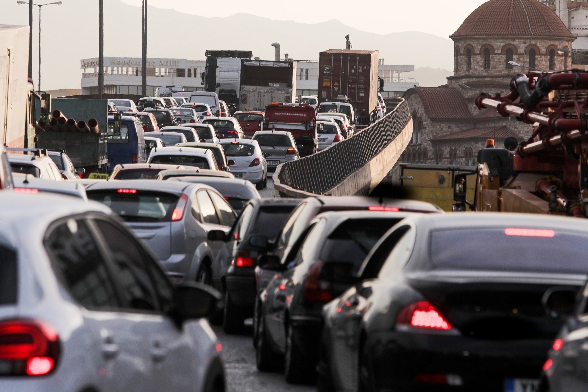 Μελέτες από το Υπουργείο Υποδομών και Μεταφορών για έργα ανακούφισης του κυκλοφοριακού προβλήματος στον Κηφισό | The Indicator